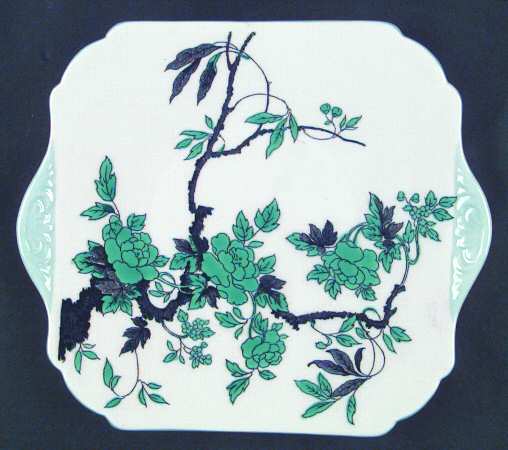 Chippendale Green Handled Cake Plate
