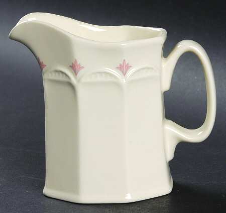 SLE18 Creamer