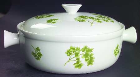 Parsley 2 Qt Round Covered Casserole