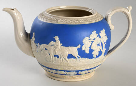Fox Hunting Teapot No Lid