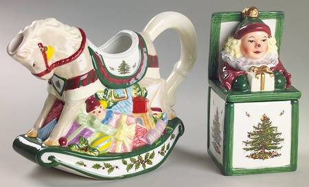 Christmas Tree Figural Creamer & Sugar Set