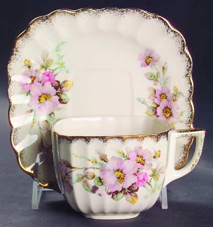 Wild Rose (Square) Flat Cup & Saucer Set