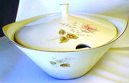 SCG31 Tureen &  Lid