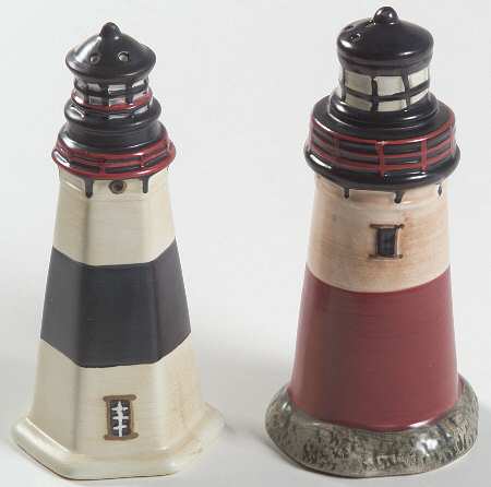 By The Sea (Made In China, Handpaint) Figural Salt & Pepper Set