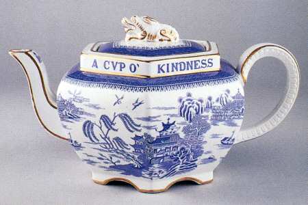 Mandarin (Chelsea, Gold Trim) Teapot & Lid