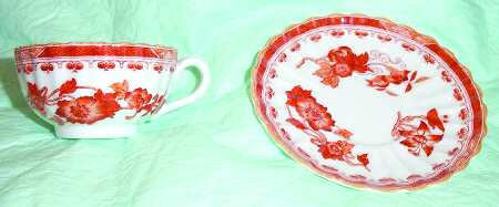 R9606 Flat Cup & Saucer Set