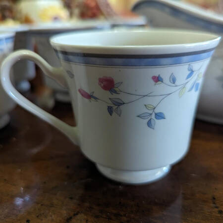 Florete Footed Cup