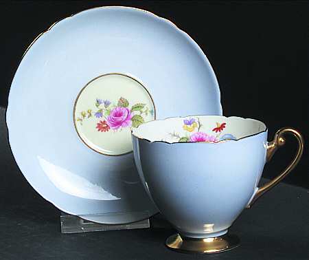13439 Footed Cup & Saucer Set