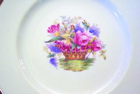 R8364 by Spode