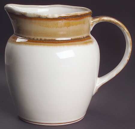 Waves Brown 80 Oz Pitcher