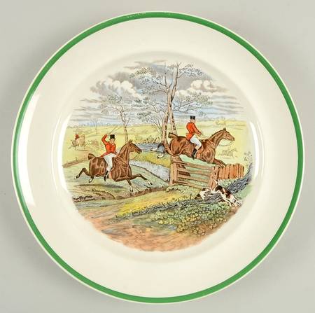Herring Hunt (Smooth, Green Trim) Dinner Plate