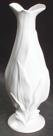 New England 9" Vase