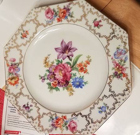 Dresdner Art Octagonal Salad Plate