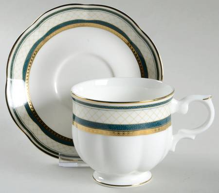 Footed Cup & Saucer Set