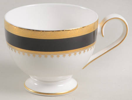 Galaxie Black Footed Cup