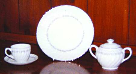 SWI39 Flat Cup & Saucer Set