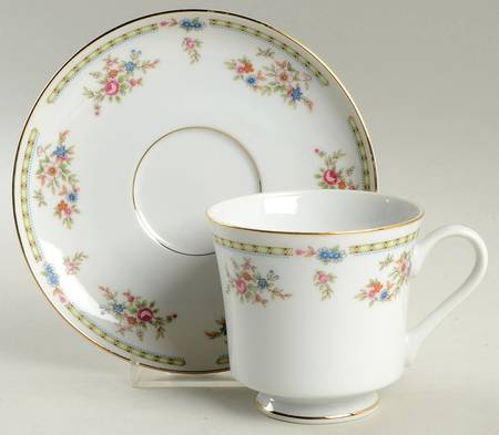 SON67 Flat Cup & Saucer Set by Sone