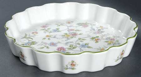 Corona (Green Trim) 9" Quiche