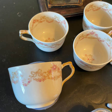SY486 Footed Cup