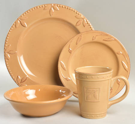 Sorrento Wheat (Gold) 4 Piece Place Setting