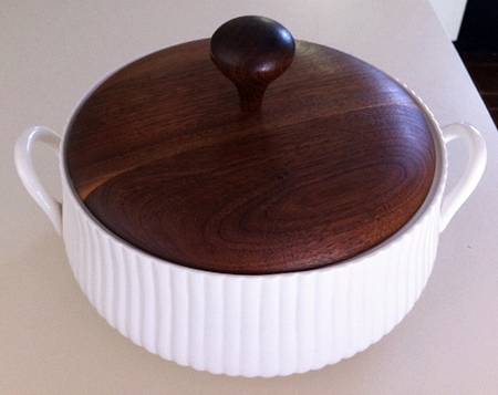 SOZ2 1 Qt Round Covered Casserole