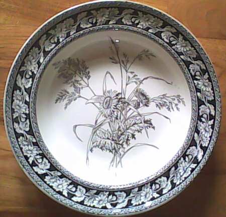 Daisy Black Large Rim Soup Bowl