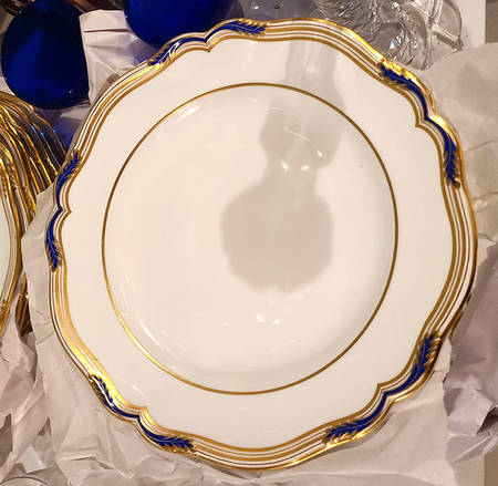 R3359 Luncheon Plate