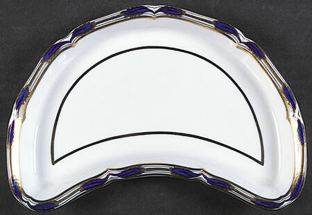 R3359 Crescent Salad Plate