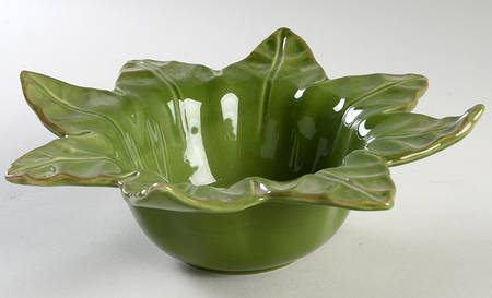 Leaves Fern Green 10" Round Vegetable Bowl by Skyros