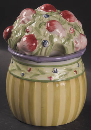 Provence Garden Sculpted Sugar Bowl & Lid