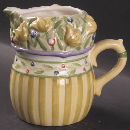 Provence Garden Sculpted Creamer