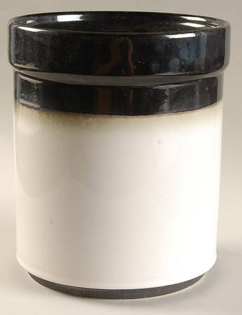 Nova Black (Newer, Grayish White Center) Extra Large Canister No Lid