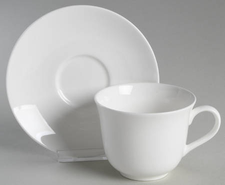 Signature White Flat Cup & Saucer Set
