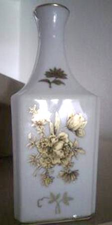 Sad107 7" Vase