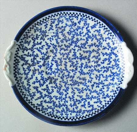 738 Handled Cake Plate