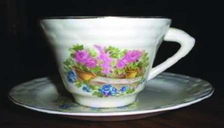 STT268 Flat Cup & Saucer Set