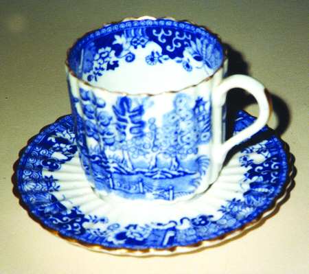 SP359 Flat Demitasse Cup & Saucer Set