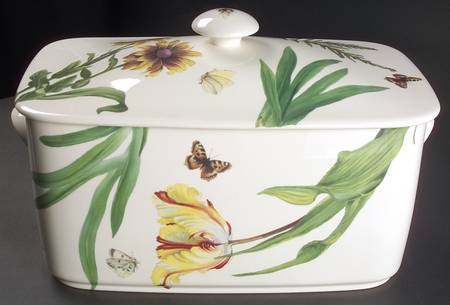 Floral Haven Bread Box & Lid