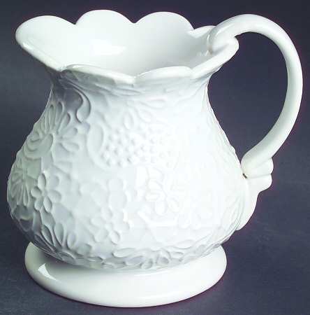Chantilly White Lace Creamer