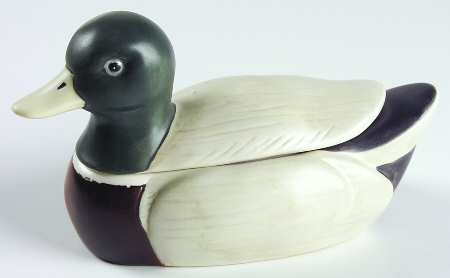 Northwoods Figural Sugar Bowl & Lid