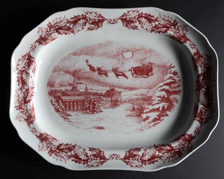 St. Nick Salad Plates & Mugs 16" Oval Serving Platter by Spode