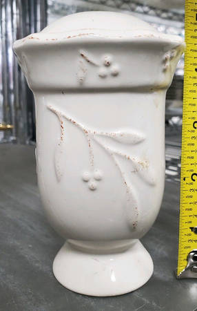 Bella Ivory Salt Shaker
