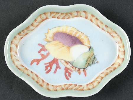 Collecting Sea Shells 6" Oval Fluted Dish