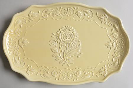 Sunflower Yellow 16" Oval Serving Platter