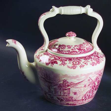 Signature Collection Cranberry Large Kettle & Lid