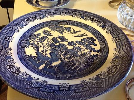 Blue Willow (Smooth, No Trim) Dinner Plate