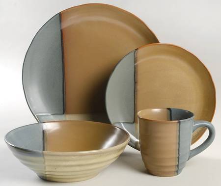 Gold Dust Green 4 Piece Place Setting