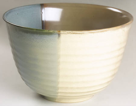 Gold Dust Green 9" Mixing Bowl