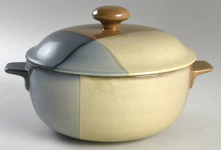 Gold Dust Green 2.5 Qt Round Covered Casserole