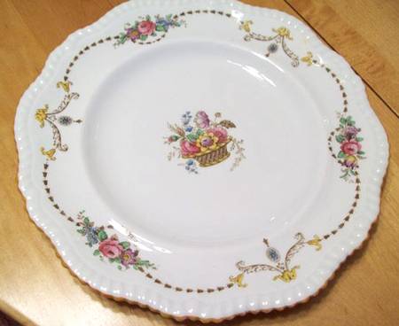 Y6426 Dinner Plate